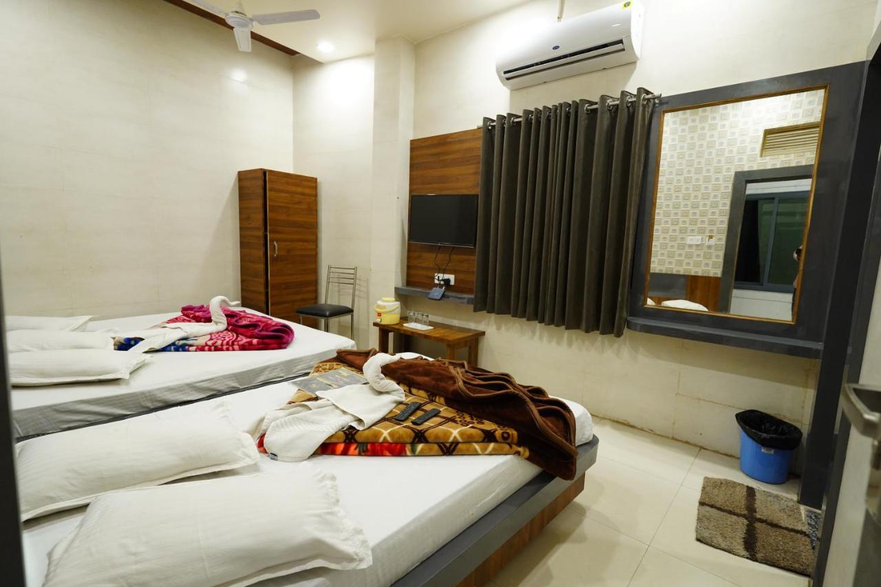 Hotel New Sundaram 150 Mtrs From Dargah Ajmer Exterior foto